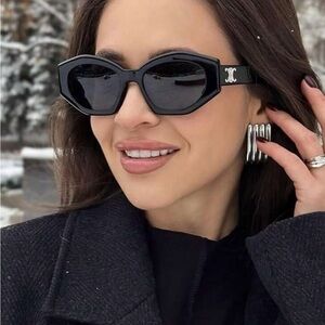 Stylish Black Sunglasses